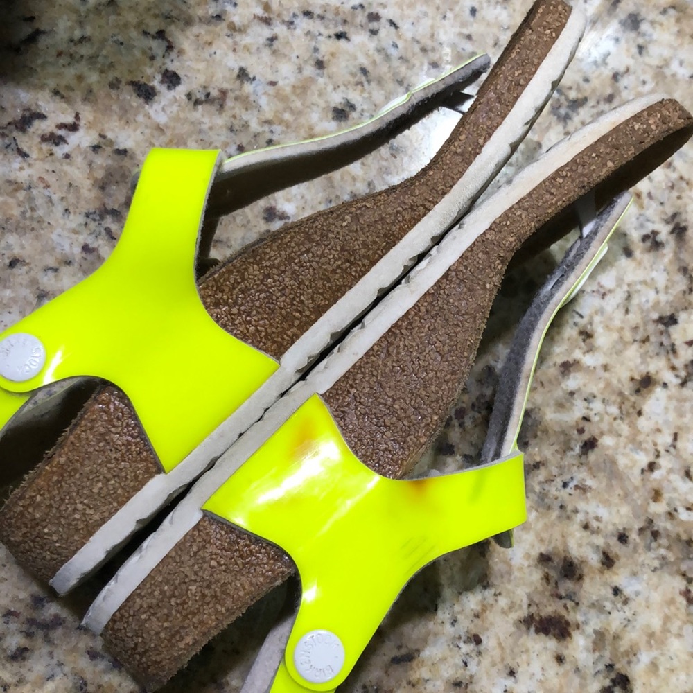 Girls Birkenstock Sandal - Picture 11 of 14